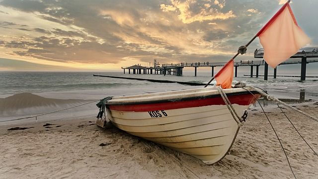 Koserow Blick auf das Meer im Sonnenuntergang