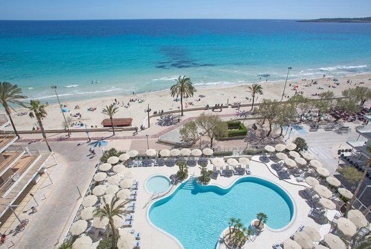 Mallorca Swimmingpool vom Hotel Sabina